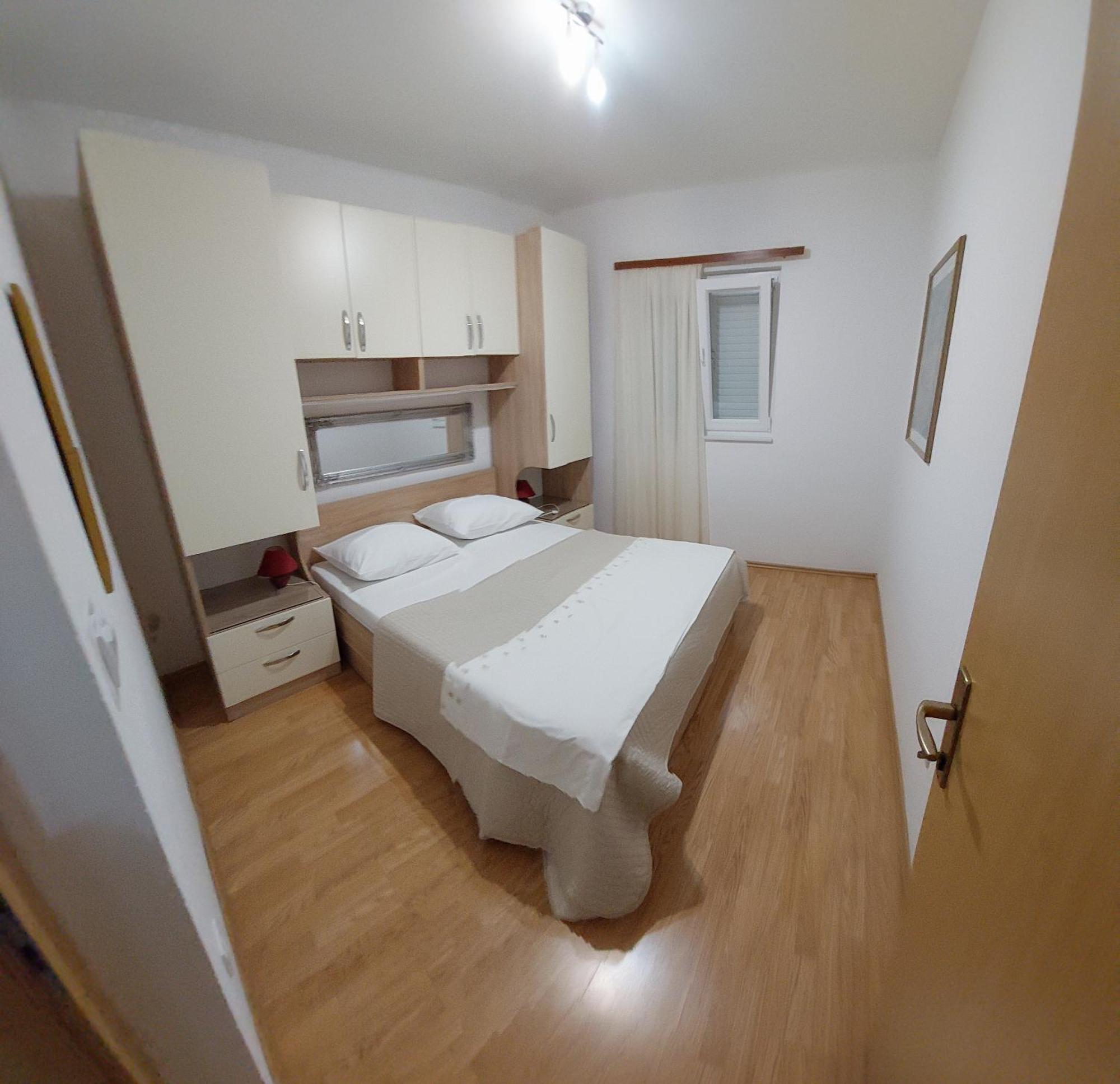 Apartman Igor Podgora Extérieur photo